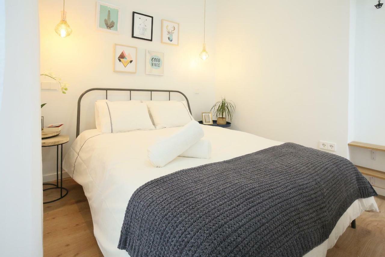 Moderno Y Reformado Apartamento Al Lado Del Museo Madrid Esterno foto