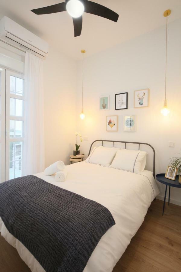 Moderno Y Reformado Apartamento Al Lado Del Museo Madrid Esterno foto